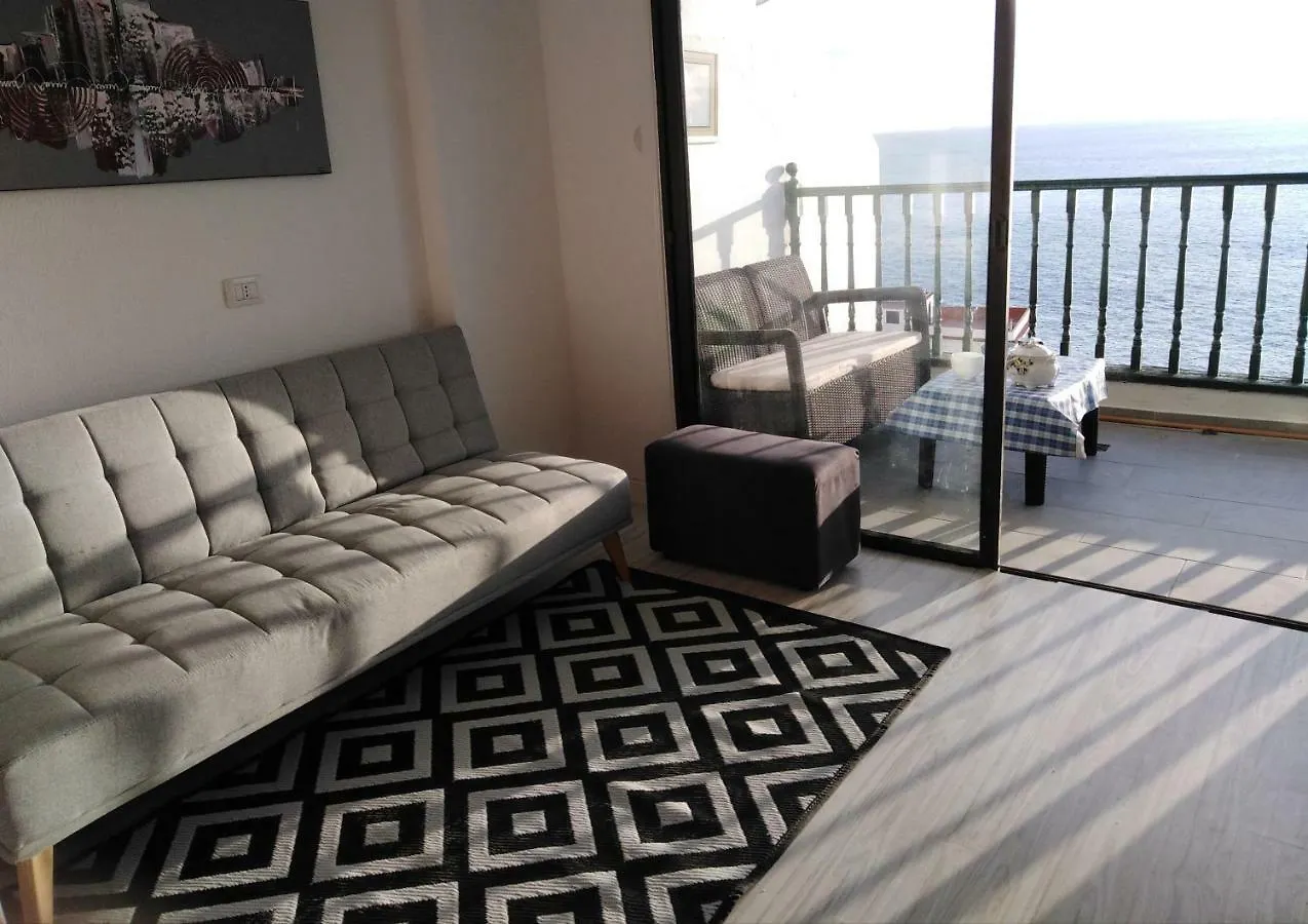 Breakfast In Ocean Apartment Puerto de Santiago